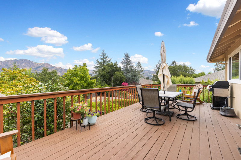 deck-2